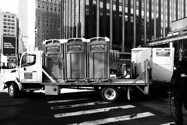 Best Portable bathroom rental  in New Rockford, ND